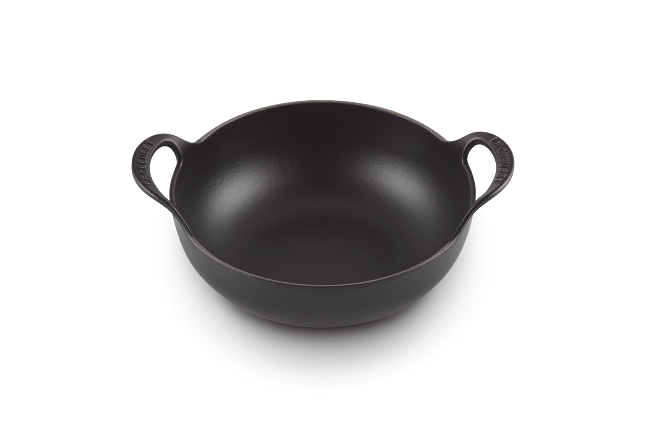 Le Creuset Gusseisen Topf Balti Dish 24 cm schwarz